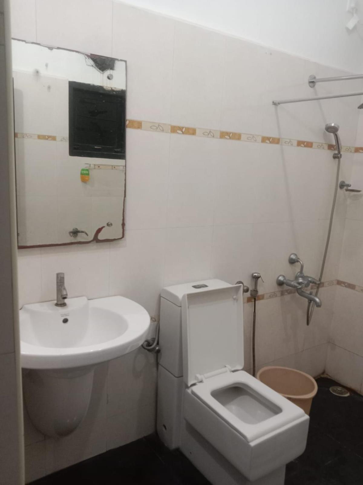 Appartamento Bluewaters Whitetown Pondicherry Esterno foto